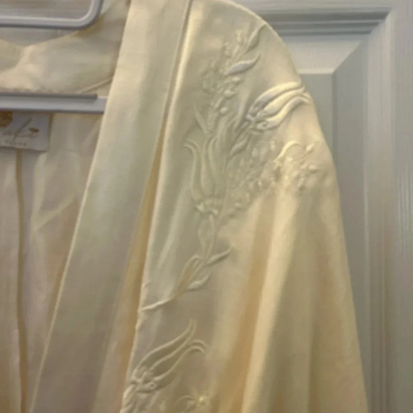 Meraki Artisanal The Arzu Dress in Off White - Picture 12 of 12